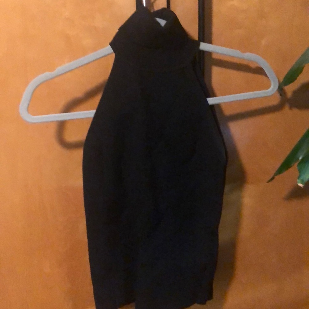 Halter sweater